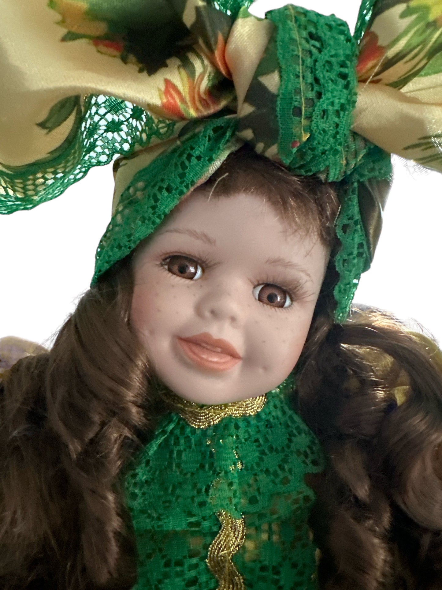 14" Porcelain Spiritual Doll (Gipsy/ Ochun Ololodi)