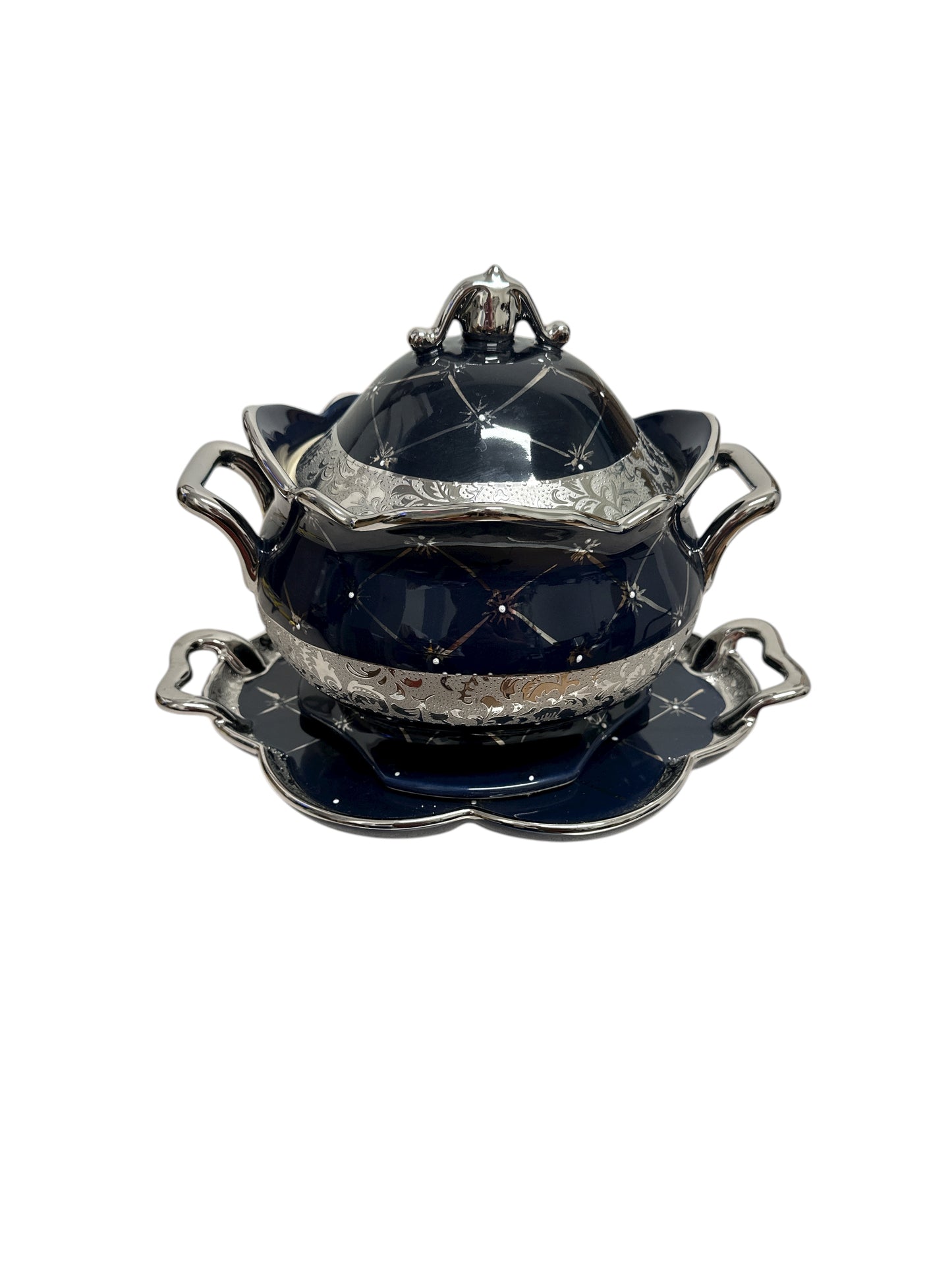 Tureen with plate 8"x 12"