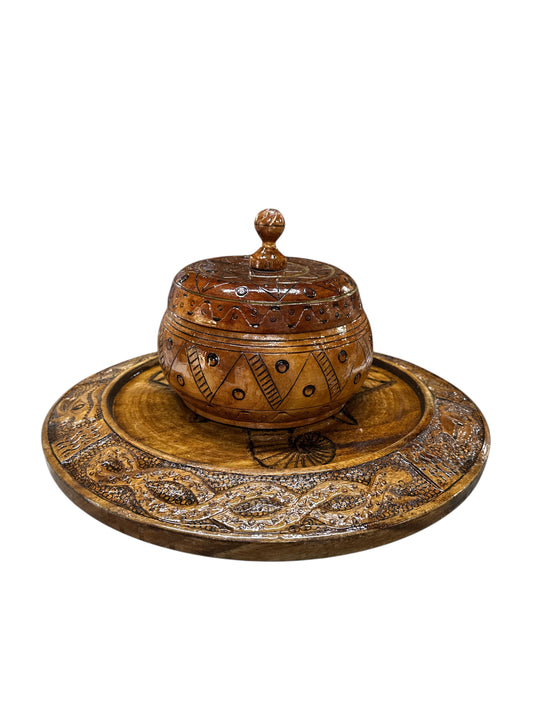 Bowl (Batea) and Board