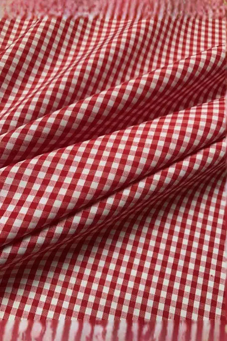 Red Gingham Fabric/ Guinga Roja