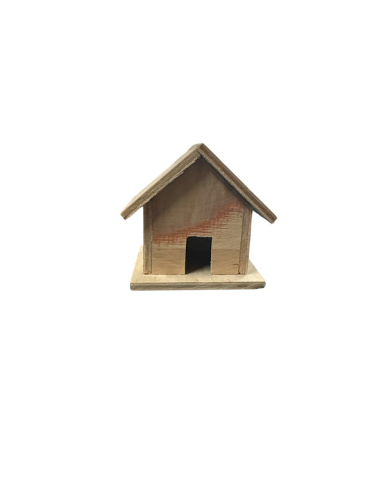 Casa de madera pequeña 3”H x 3”W