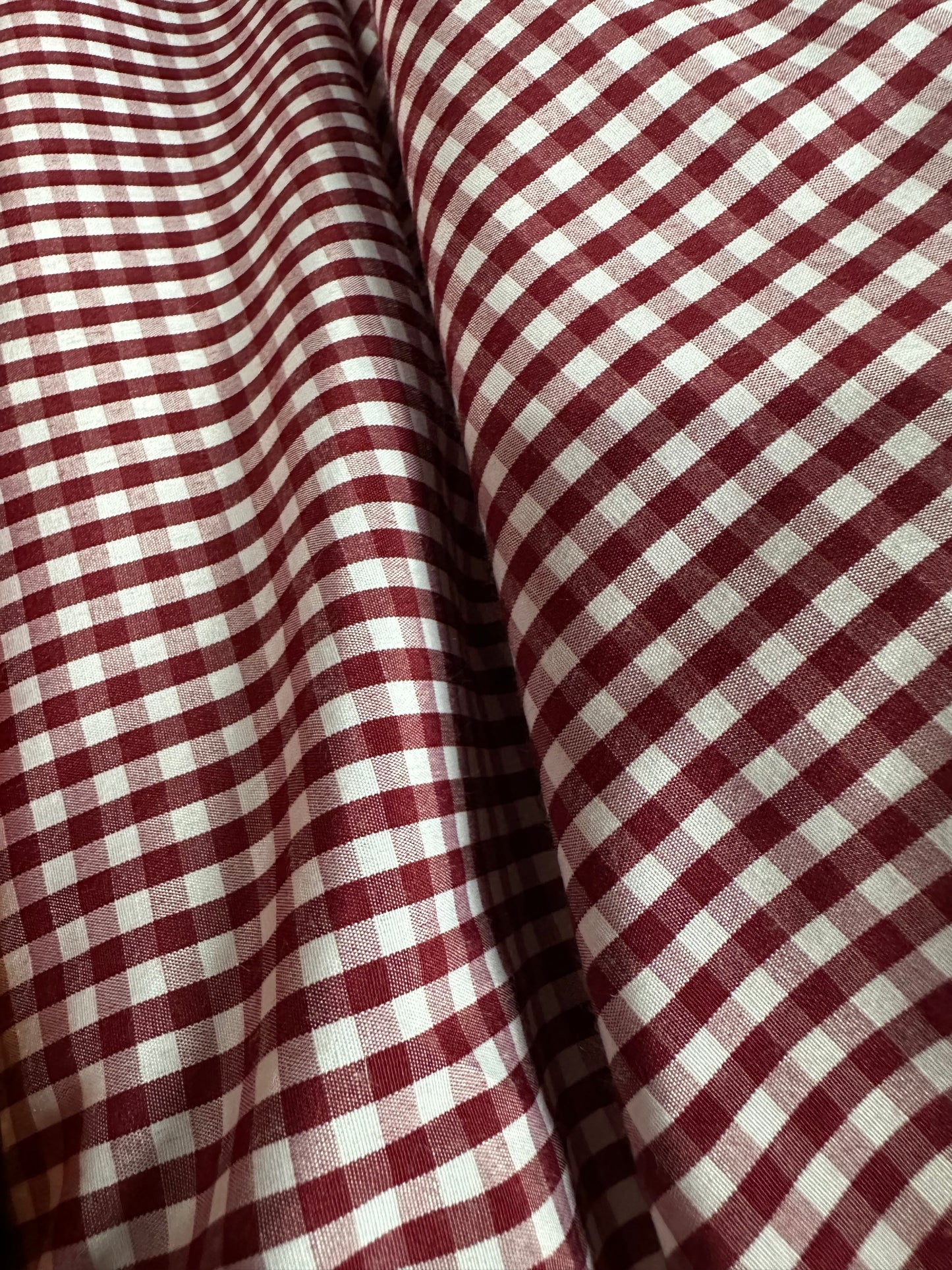 Burgundy Gingham Fabric/ Tela Guinga Burgundy